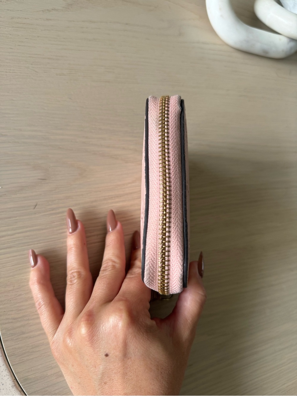 Wallet - Picture 2 of 9